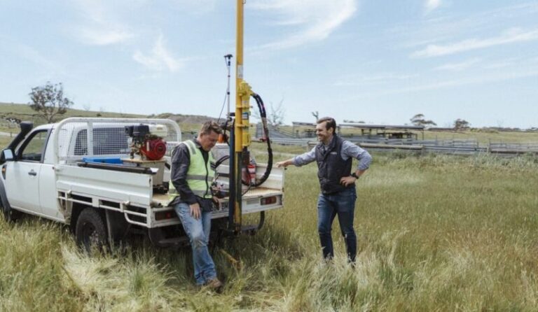 L-R-Joe-Siebert-Quetaka-Pty-Ltd-with-Edward-Scott-Soil-Land-Co-Advisory-scaled-e1702360051217