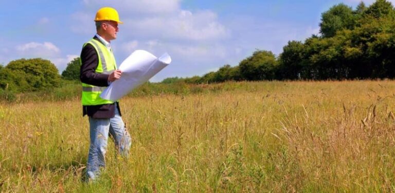 Stock-Land-Surveyor-AdobeStock-15023849 - Copy-2