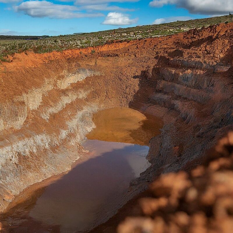 meteoric-resources-asx-mei-updates-figueira-mre-driving-4000ppm-treo-upside-mei